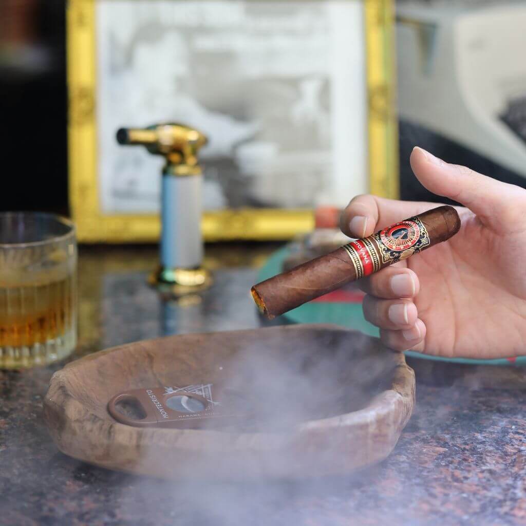 Cigar Lounge In Pattaya
